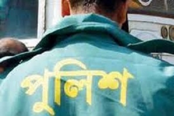 কালিহাতীর  ঘটনায় দুই ওসিকে প্রত্যাহার