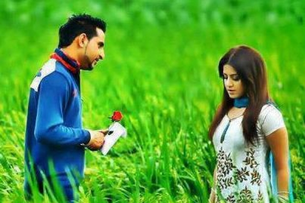 বন্ধু ভালোবাসাহীন যে ব্রিটিশরা!