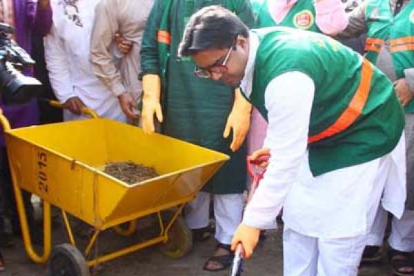 কোরবানির বর্জ্য অপসারণে ১৭ হাজার পরিচ্ছন্নকর্মী