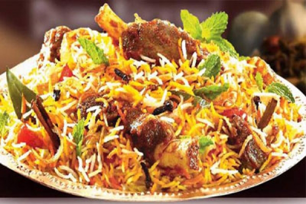 ঘরে বসেই তৈরি করুন সুস্বাদু কাচ্চি বিরিয়ানি