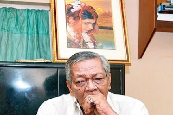 ‘ক্যান্সার দাদু’র করুণ জীবনী শাহজাহান-মমতাজকেও হার মানাবে