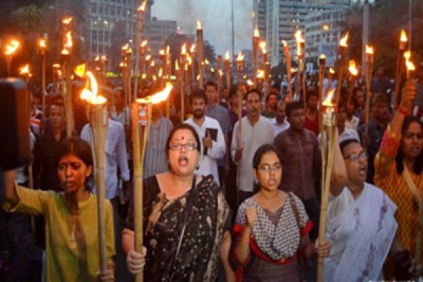 ‘লেখক-ব্লগারদের যুক্তরাষ্ট্রে আশ্রয় দেয়ার আহ্বান’