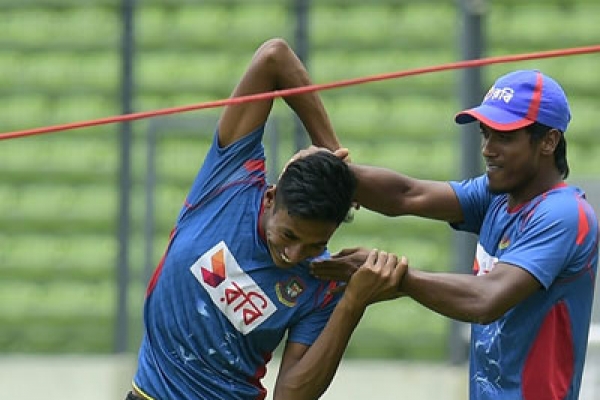 ভারত থেকে উড়ে এল মুস্তাফিজ-রুবেলের  দারুণ সুখবর