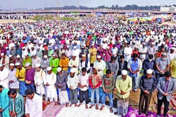 তিন মুসল্লির জানাজা, ইজতেমা ময়দানে কান্নার রোল 