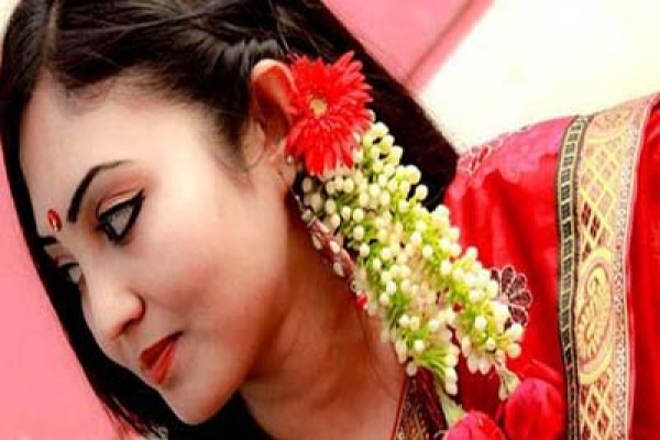  রাতের মেকআপে মেয়েরা সাবধান!