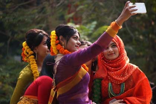 এবার থেকে কথা বলবে আপনার সেলফি
