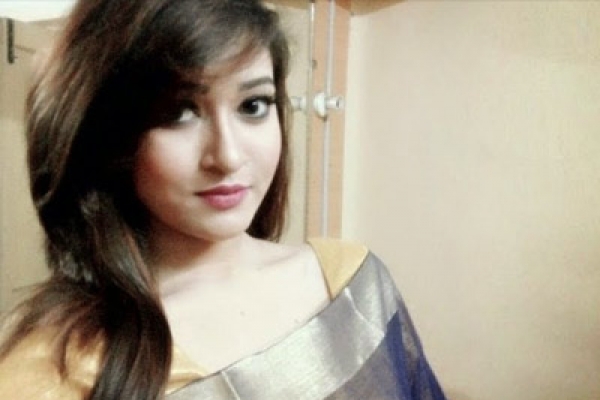 ফেসবুকে কি শেখাচ্ছেন সেই হ্যাপী?