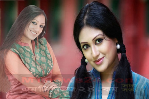 কুসুম শিকদারের চাহিদা পুরণ করলেন ভারতের পরিচালক