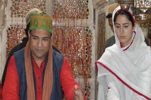 যে কারণে সেলিম  চিশতির মাজার জিয়ারত করলেন ক্যাটরিনা