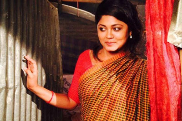 এবার অন্ধ ফকিরের সুন্দরী বউ মৌসুমী