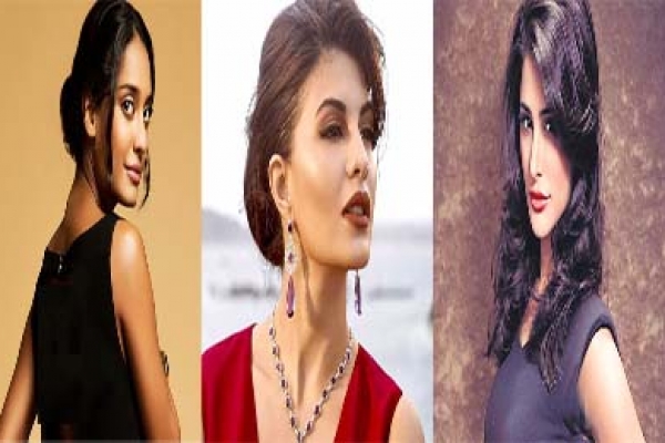 এবার পর্দায় আগুন লাগাবেন তিন কন্যা
