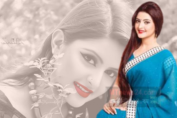 আনন্দবাজারকে ধবলধোলাই করলেন পরীমণি