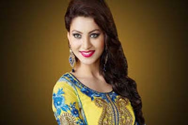 ঢাকায় আসছেন বিশ্ব সুন্দরী উর্বশী রাউতেলা