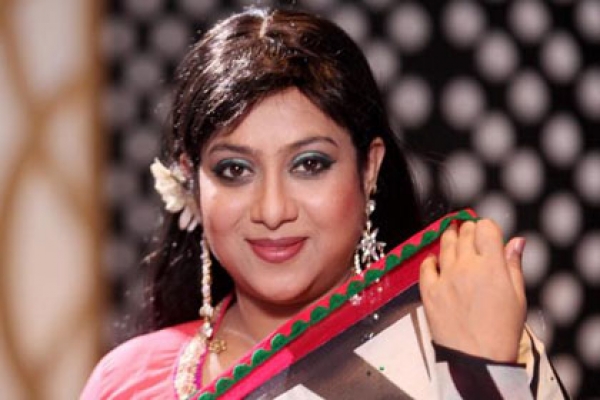 অচেনা রূপে চেনা শাবনূর, চমকে গেলেন দর্শকরা
