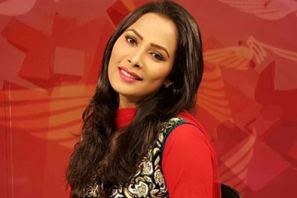 পুত্র সন্তানের মা হলেন লালনকন্যা বিউটি