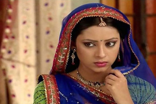 সবার সামনে প্রেমিকের চড় মারাই কী ছিল নায়িকার মৃত্যুর কারণ?
