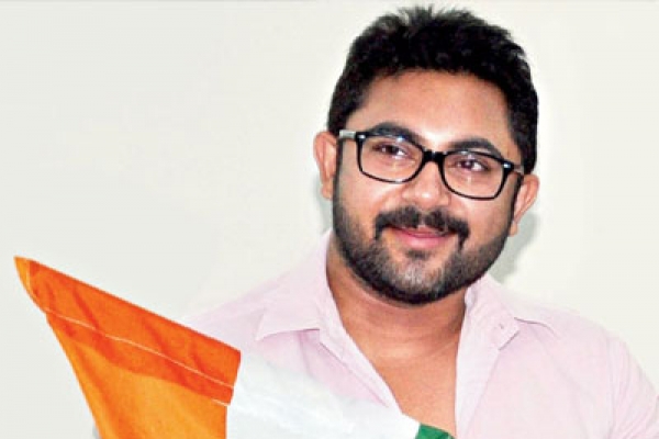 সিনেমার মতো রাজনীতির মাঠও কাঁপাচ্ছে সোহম চক্রবর্তী