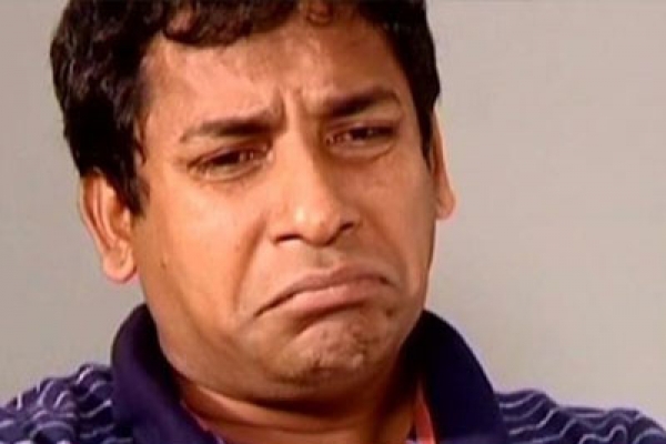 এবার ক্রিকেট খেলবেন মোশারফ করিম