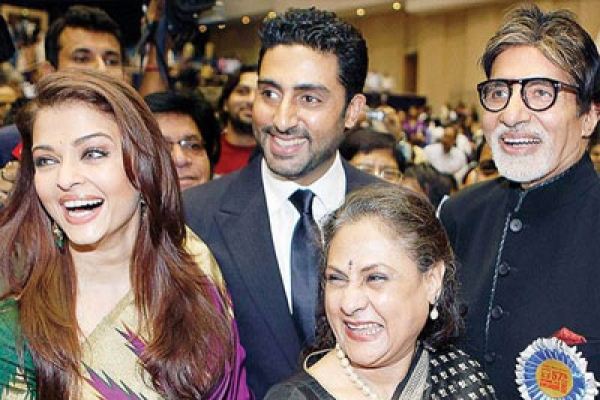 ৯ বছরে অভিষেক ও ঐশ্বরিয়া, অমিতাভের শুভ কামনা