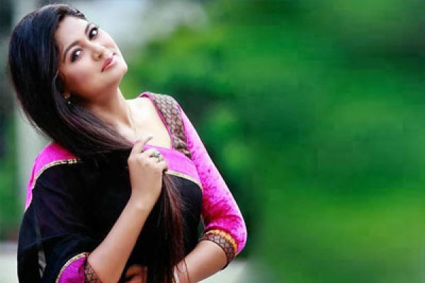 শুটিংয়ে আহত মৌসুমী হাসপাতালে ভর্তি