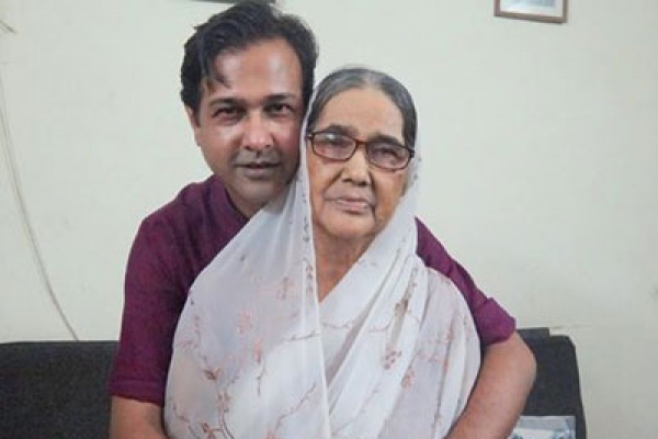 মাতৃ দিবসে মা-কে নিয়ে করুণ কাহিনী বললেন শিল্পী আসিফ