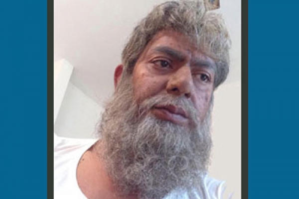 ‘আয়নাবাজি’তে বহুরূপী চঞ্চল!