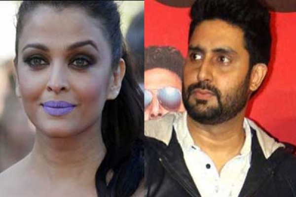 ঐশ্বরিয়ার বেগুনি লিপস্টিকে দারুণ মুগ্ধ অভিষেক!