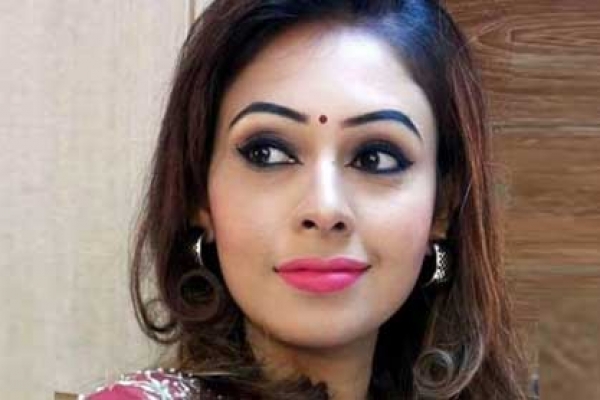 অপহরণ না আত্মগোপন টিভি উপস্থাপিকা