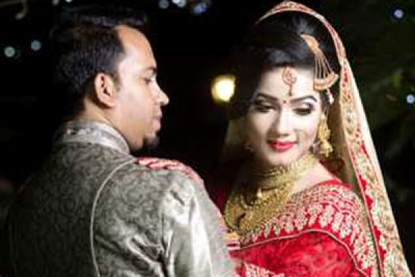 একি কাণ্ড! মাহিকে আপু ডাকলেন তার স্বামী!