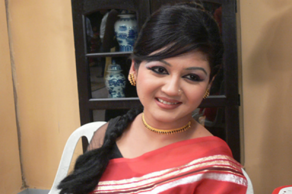নানা রুপে জয়া আহসান
