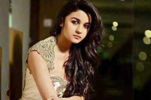  আলিয়া ভাটের গোপন তথ্য ফাঁস!