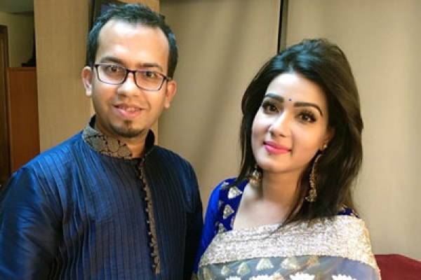 স্বামীর সাথে মাহির তুমুল ঝগড়া! কোথায় হল জানেন?