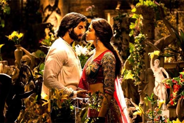 বনশালির ‘পদ্মাবতী’তে শাহরুখ নয়, দীপিকার বিপরীতে রণবীর