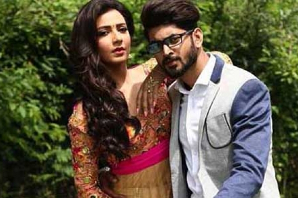 না বুঝেও নতুন প্রেমে ধরা দিলেন শুভশ্রী!
