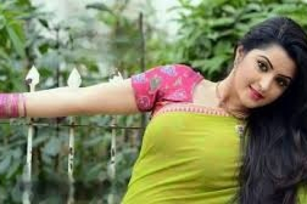 সেভাবেই এগোচ্ছি: পরীমনি