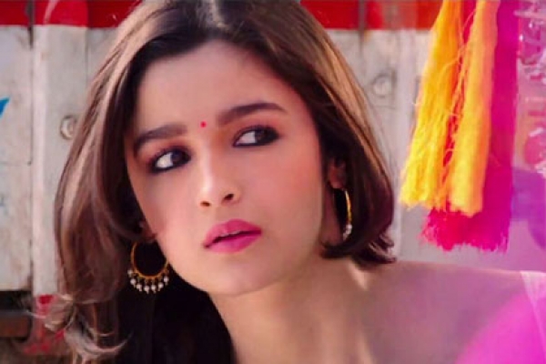 এক-দু'বার নয়, ১৪ বার জ্ঞান হারিয়েছিলেন আলিয়া