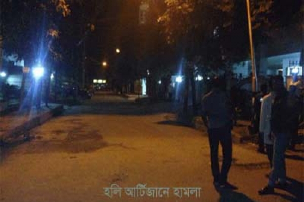  ‘কোপাতে থাকা একজন বলল, মহিলা মরতেছে না’