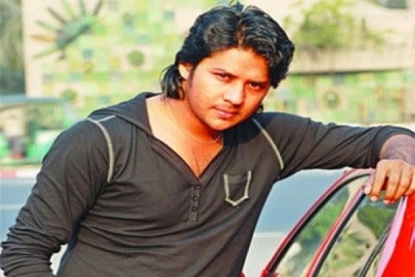 হিন্দি ছবিতে নিরব: জেনে নিন, ছবির নাম এবং নায়িকা কে?