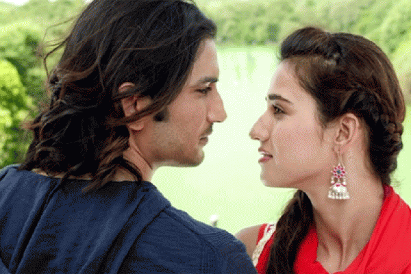 ধোনির বায়োপিকে বাস্তব জীবনের প্রেমিকাকে নিয়ে গান