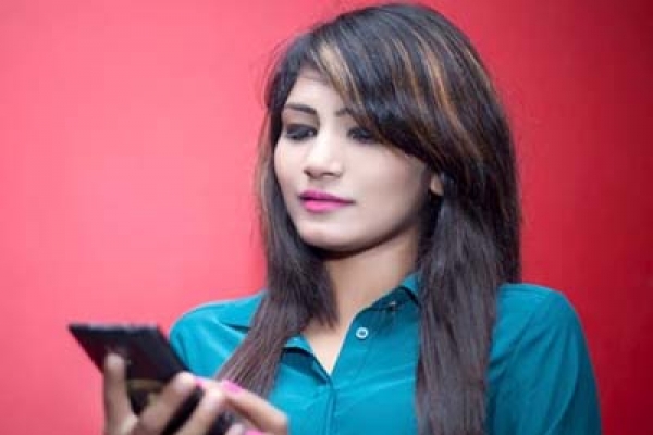  দারুণ অফার, ১ টাকায় ৩০০ মিনিট!