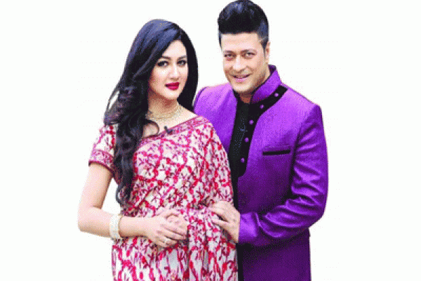 সুন্দরী প্রতিযোগিতার বিচারক ফেরদৌস-জয়া