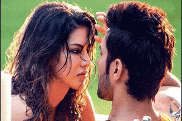 এ মাসে মুক্তি পাচ্ছে হিন্দি কোন কোন সিনেমা? এক নজরে দেখে নিন
