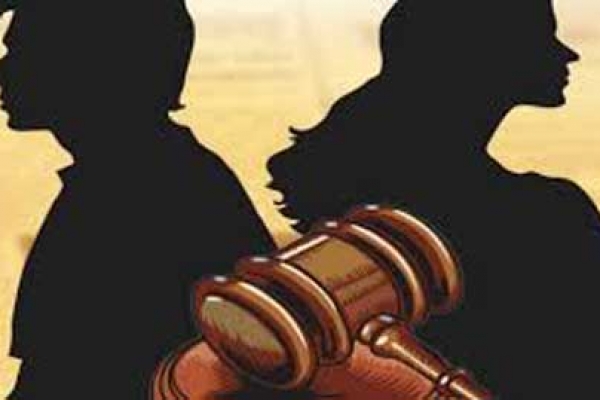 ‘সেরা’ ১০টি ডিভোর্সের গল্প, যার কারণ শুনলে তাজ্জব হয়ে যাবেন