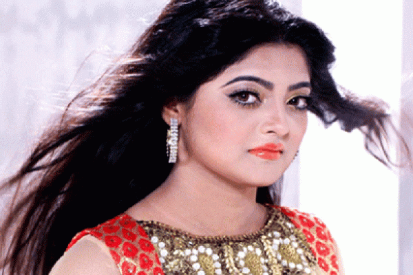 ওরা আসলে মানুষরূপী জানোয়ার : সালমা