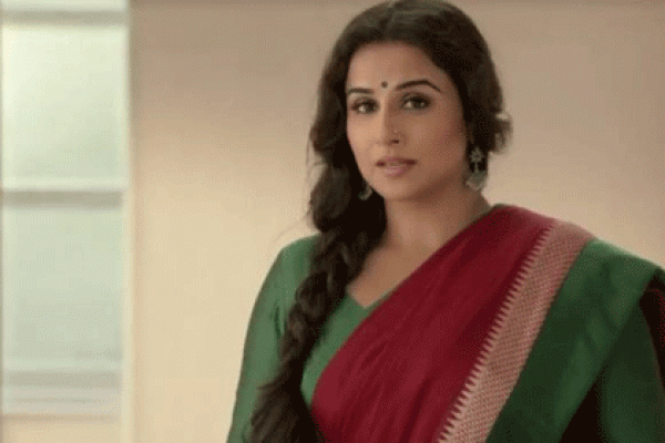 শাড়ি বিতর্কে বিদ্যা বালন