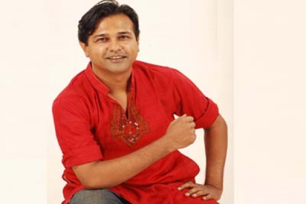 পাওয়ার লাউঞ্জে আজ মাতাবেন আসিফ আকবর