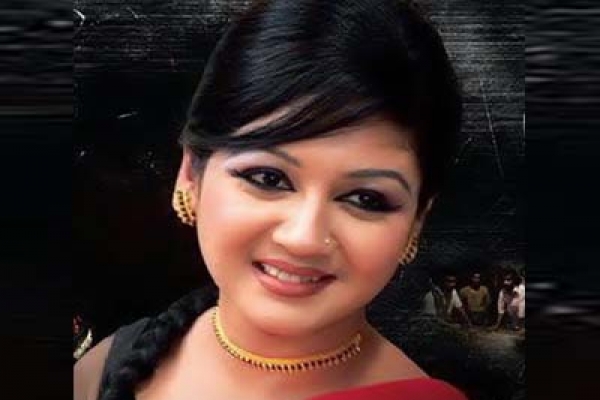 ওদের কথা শুনে ওইসব খাবার চুরি করতাম : জয়া আহসান