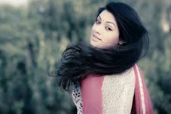 এই ঘরোয়া মিশ্রণে ৭ দিনে দূর হবে খুশকি, বন্ধ হবে চুল পড়া, কালো হবে চুল