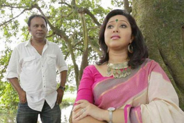 হঠাৎ করে প্রেরণা হারিয়েছেন লেখক অনিন্দ্য জামানের স্ত্রী