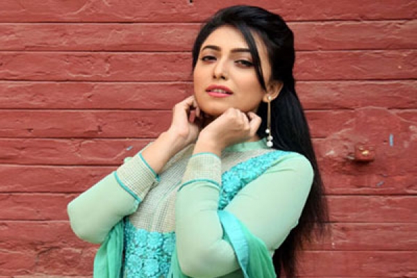 সানজিদার ‘শেষ চুম্বন’ যা বললেন পরিচালক মুন্তাহিদুল লিটন
